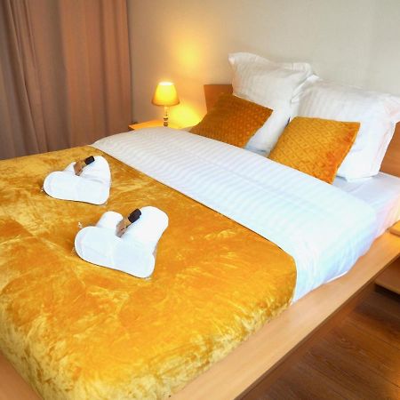 Apartamento Helvetios YourHostHelper Caen Exterior foto